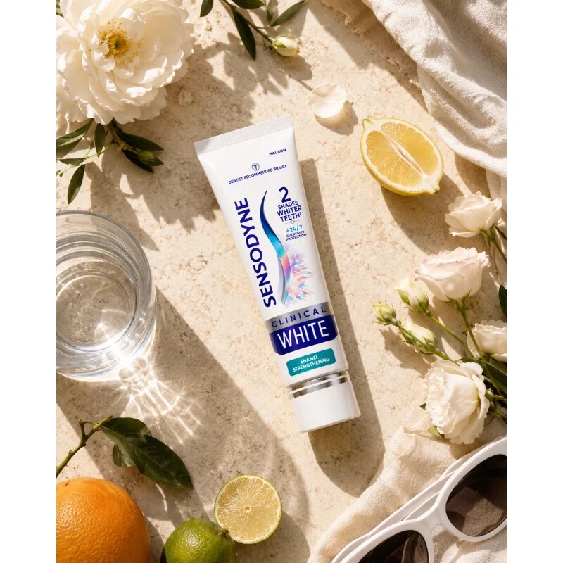 Sensodyne Clinical White Enamel Strengthening pasta de dinti pentru albire 75 ml