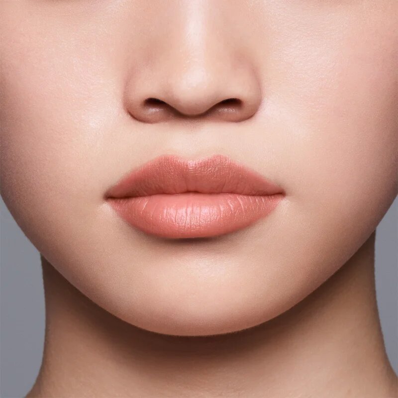 Shiseido LipLiner InkDuo ruj și creion pentru conturul buzelor balsam culoare 02 Beige 1.1 g