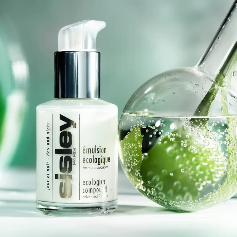 Sisley Ecological Compound Day and Night emulsie hidratanta efect regenerator 60 ml
