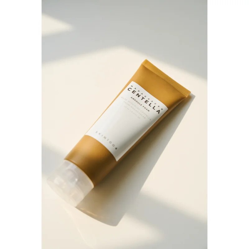 SKIN1004 Madagascar Centella Ampoule Foam spuma demachianta cu o textura cremoasa pentru piele sensibilă 125 ml