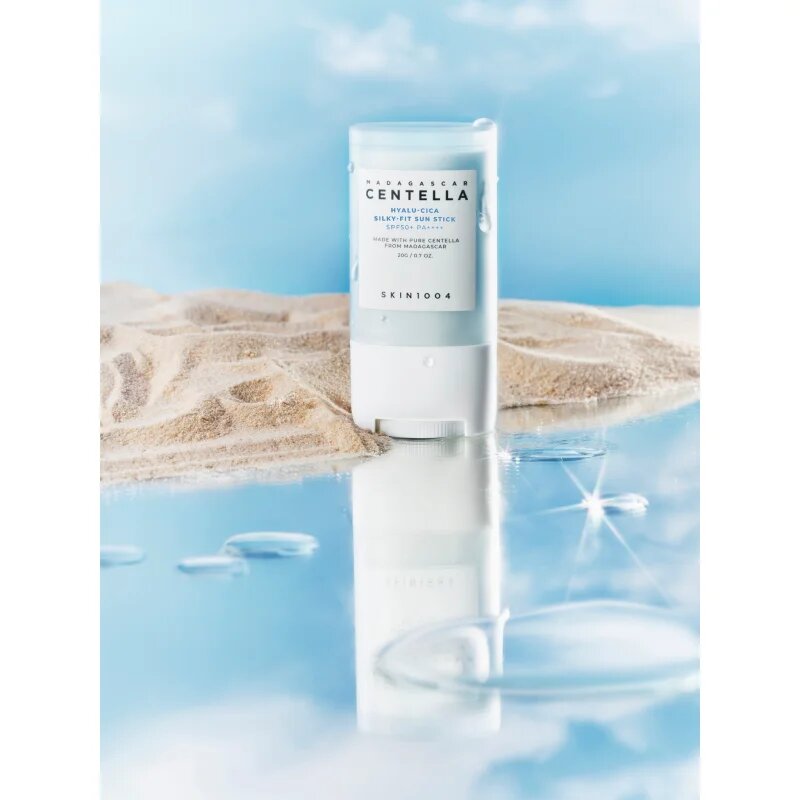 SKIN1004 Madagascar Centella Hyalu-Cica Silky-Fit Sun Stick stick hidratant protector SPF 50+ 20 g