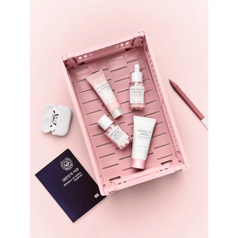SKIN1004 Madagascar Centella Poremizing Travel Kit Seturi pentru voiaj pentru netezirea pielii si inchiderea porilor