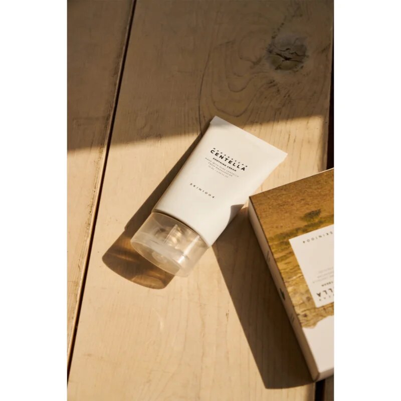 SKIN1004 Madagascar Centella Soothing Cream spray intens hrănitor și liniștitor pentru regenerarea și reînnoirea pielii 75 ml