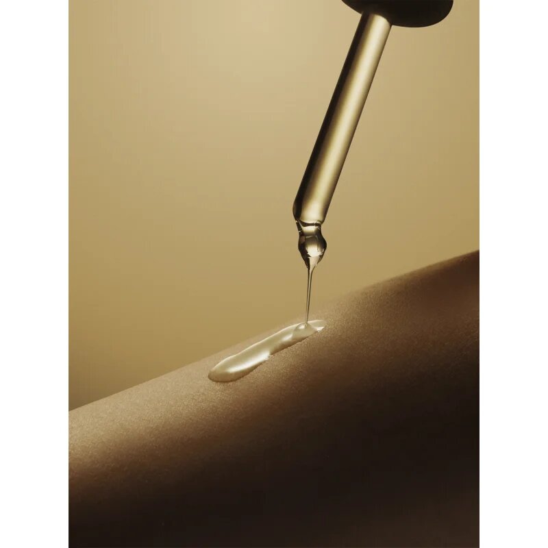 SKIN1004 Madagascar Centella Teca Ampoule ser intensiv pentru netezirea pielii 50 ml
