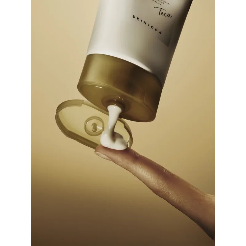 SKIN1004 Madagascar Centella Teca Cream cremă hidratantă pentru uniformizare cu efect calmant 75 ml