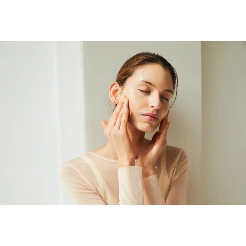SKIN1004 Madagascar Centella Toning Toner tonic exfoliant delicat pentru piele sensibilă 30 ml