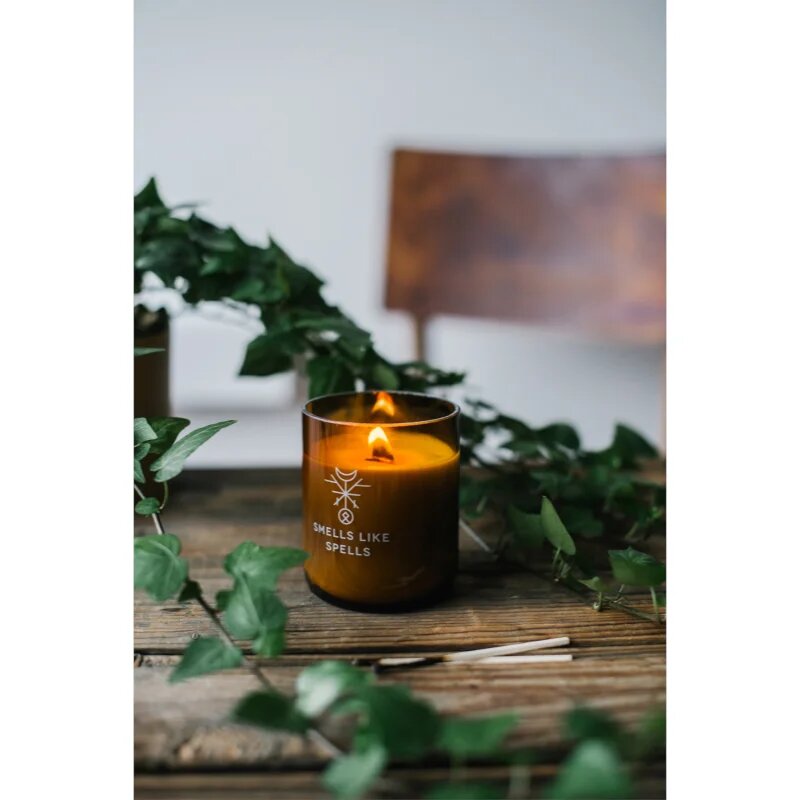 Smells Like Spells Norse Magic Mimir lumânare parfumată cu fitil din lemn (relaxation/meditation) 200 g