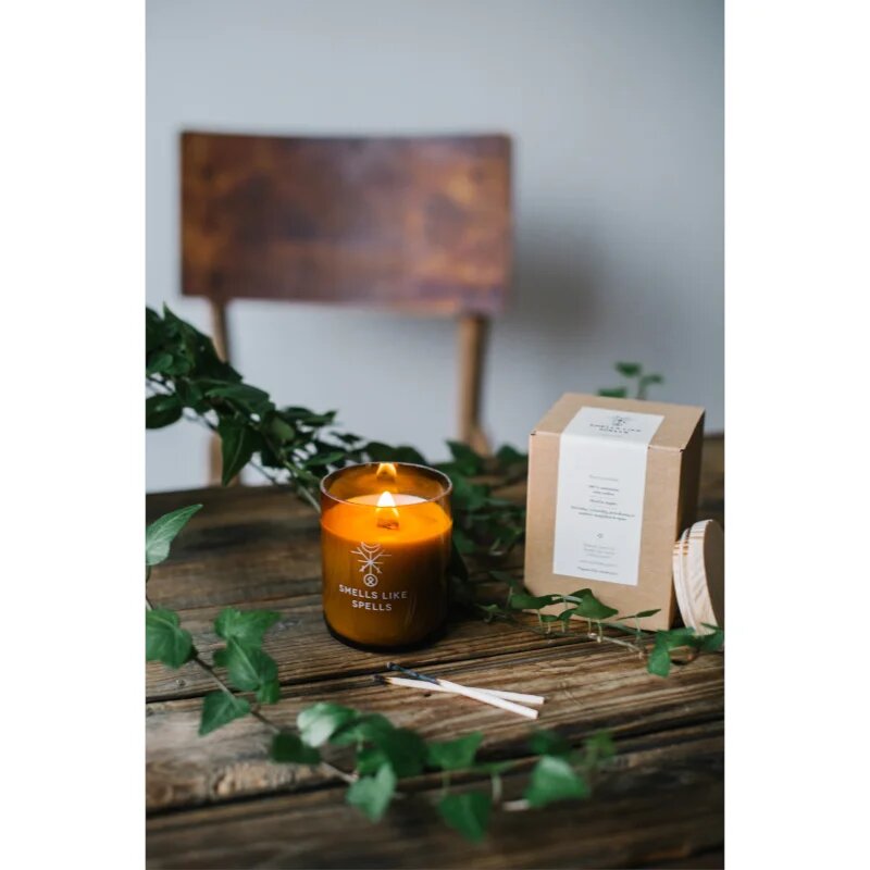 Smells Like Spells Norse Magic Norns lumânare parfumată cu fitil din lemn (luck/success) 200 g