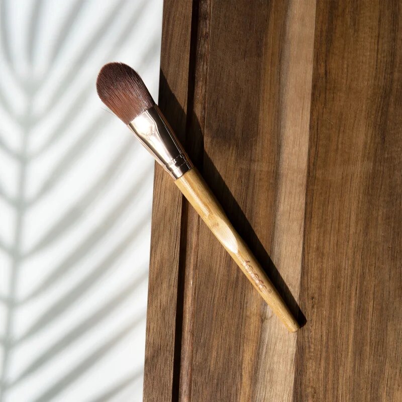So Eco Foundation Brush pensula pentru crema si fond de ten 1 buc
