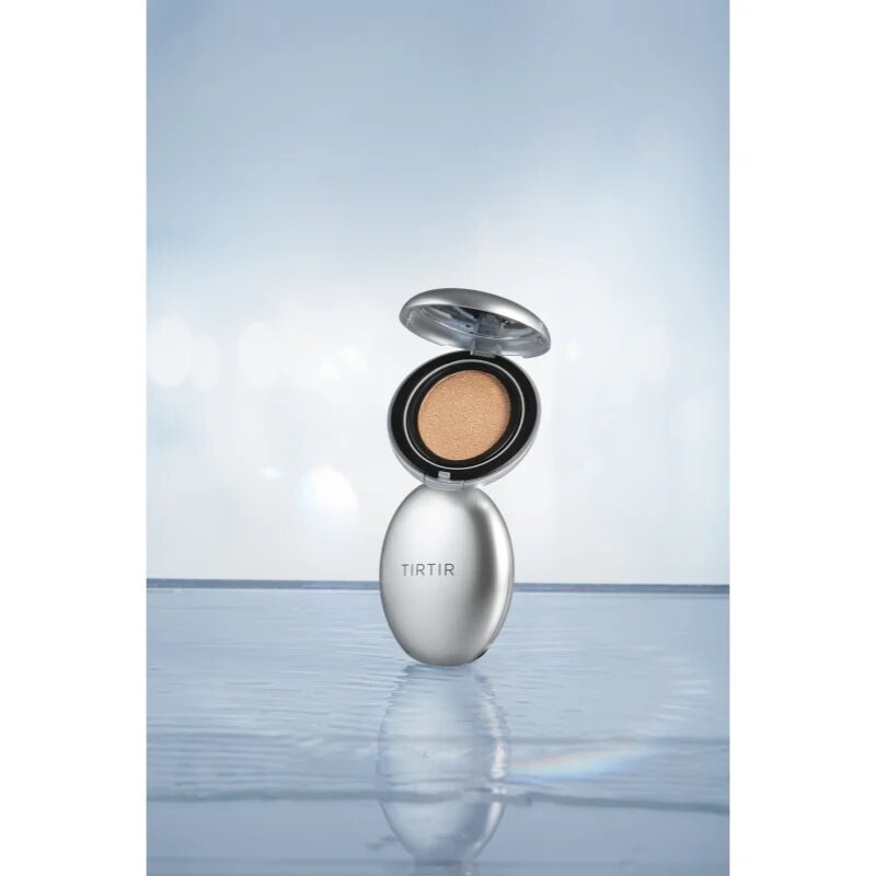 TIRTIR Mask Fit Aura Cushion fond de ten hidratant în burete pentru o piele mai luminoasa culoare 33C Hazel 18 g