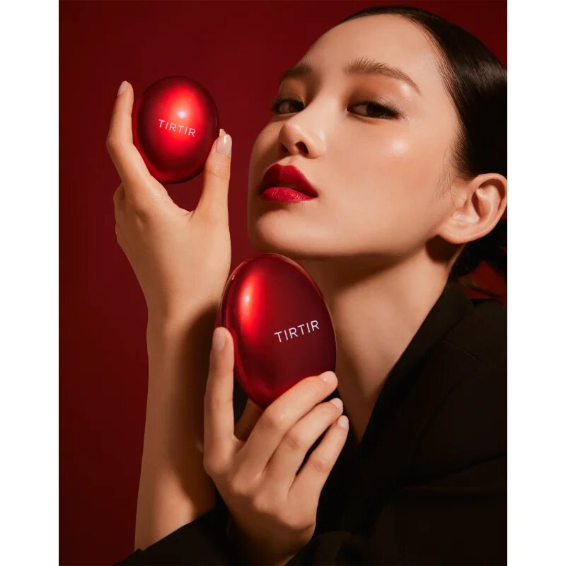 TIRTIR Mask Fit Red Cushion Mini burete cu machiaj de lungă durată culoare 34W Toffee 4.5 g
