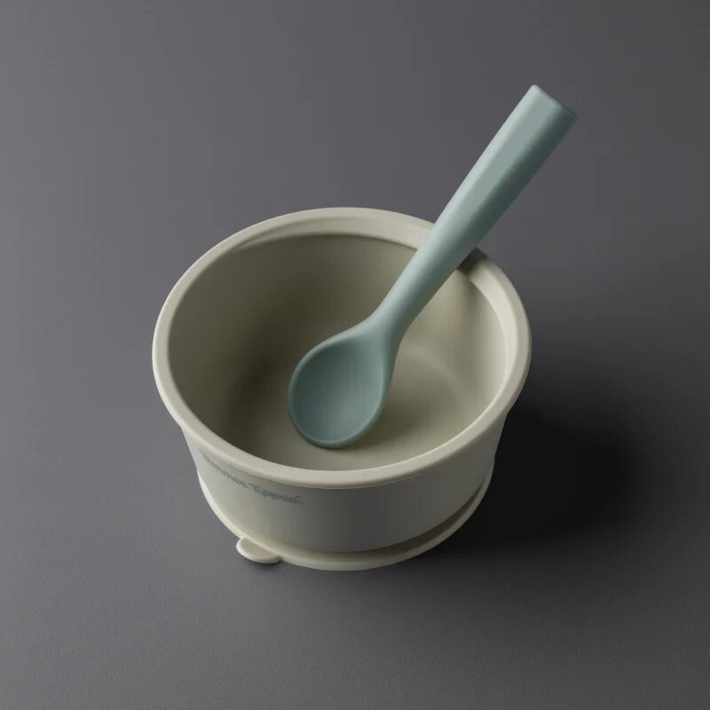 Tommee Tippee EasiStick™ Silicone Bowl & Spoon bol din silicon cu ventuză 4m+ Green 1 buc