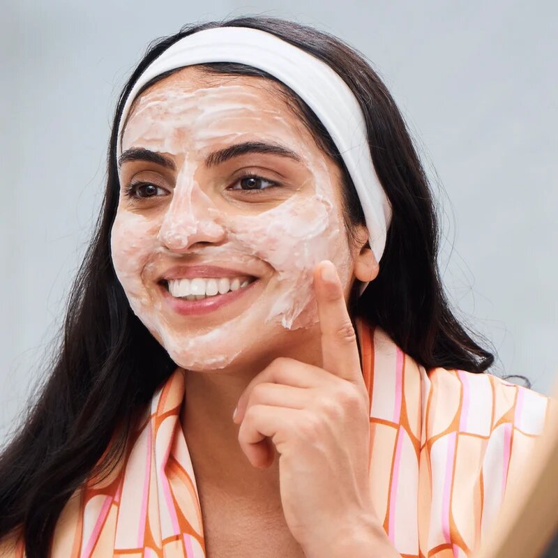 Topicrem MELA Anti-Dark Spot Instant Radiance Mask masca iluminatoare impotriva petelor 50 ml
