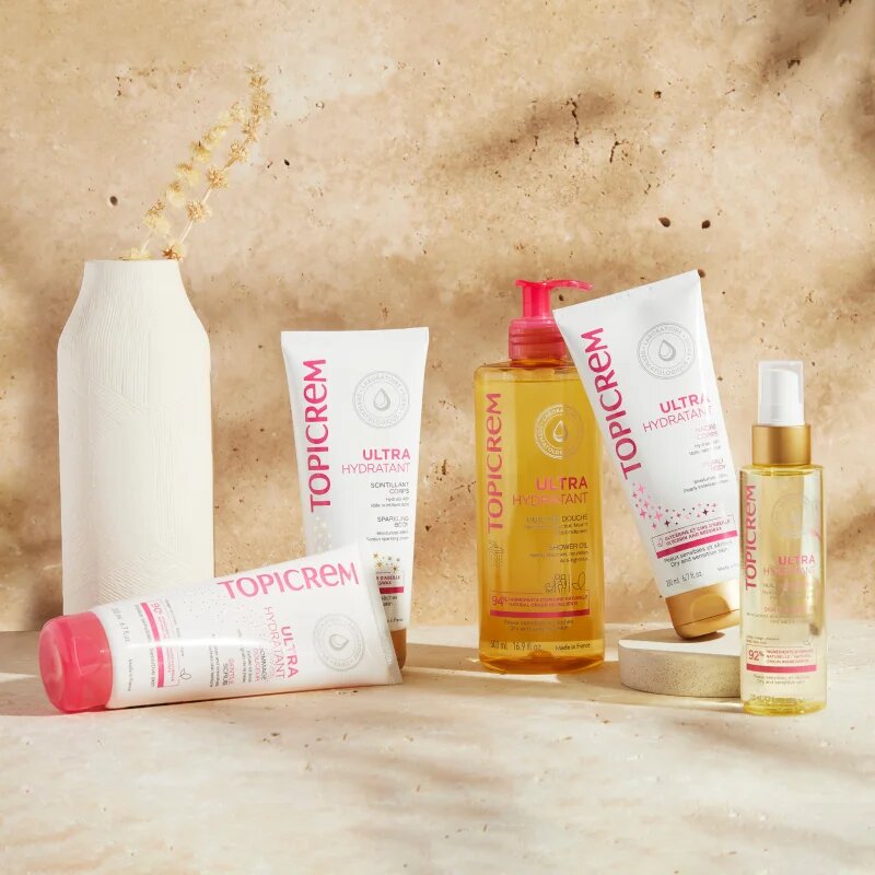 Topicrem UH BODY Ultra-Moisturizing Sparkling Body lapte de corp intens hidratant cu particule stralucitoare 200 ml