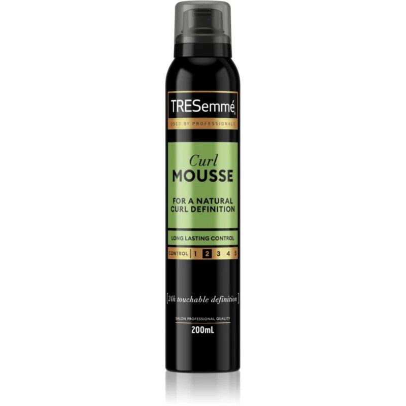 TRESemmé Botanique Cactus Water & Coconut spumă de styling pentru păr creț 200 ml