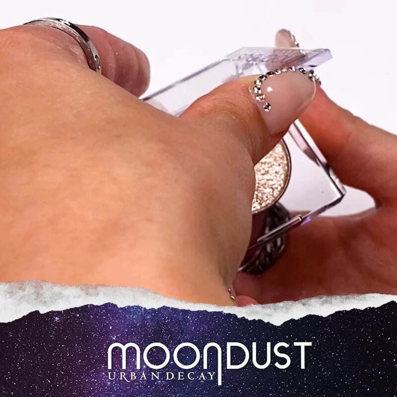 Urban Decay 24/7 Moondust fard ochi culoare Cosmic 1.8 g