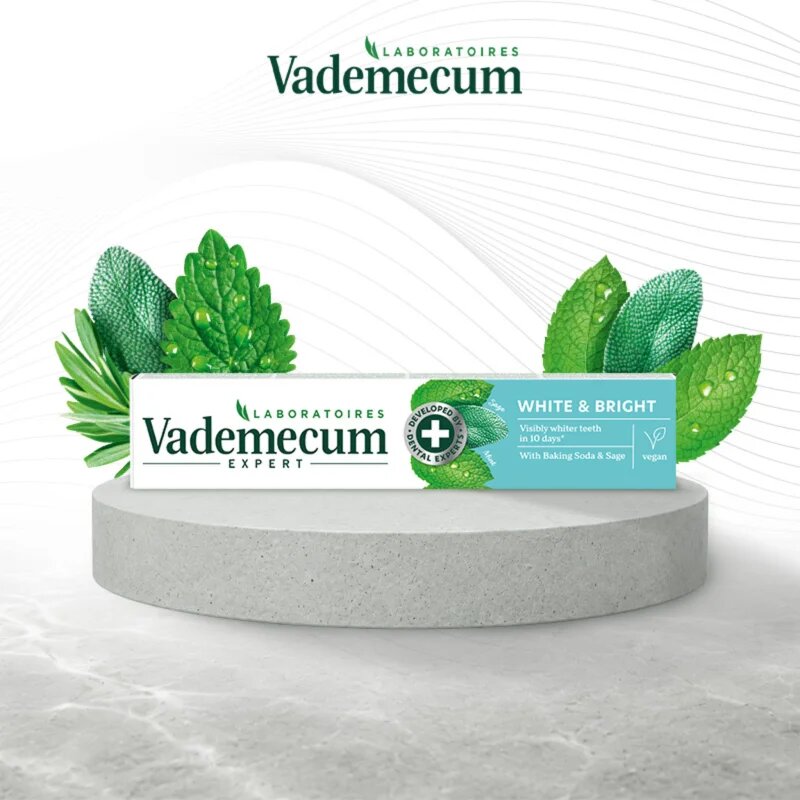 Vademecum Expert White & Bright pasta de dinti cu efect innalbitor 75 ml