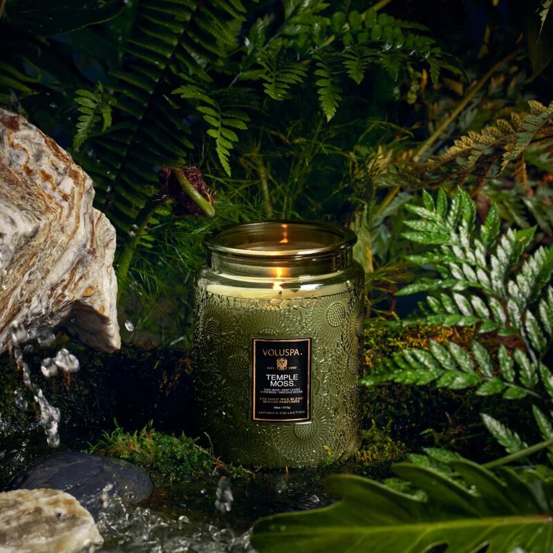 VOLUSPA Japonica Temple Moss lumânare parfumată 510 g