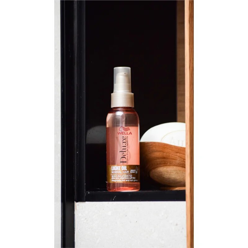 Wella Deluxe Light Oil Ulei nutritiv pentru păr 100 ml