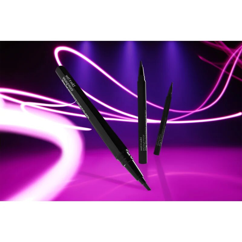 Wet n Wild Breakup Proof Wing Out eyeliner în fix rezistent la apa culoare Ultra Black 0.9 ml