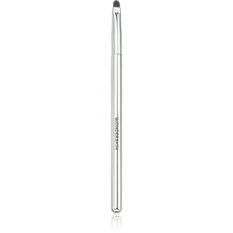 WONDERSKIN Lip Definer Brush pensula pentru conturul buzelor 1 buc