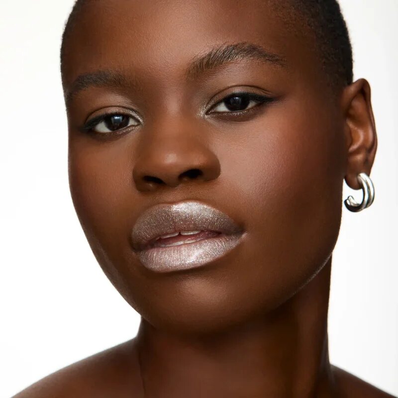 WONDERSKIN Wonder Blading Top Gloss lip gloss cu particule stralucitoare culoare Silver Glitter 4 ml