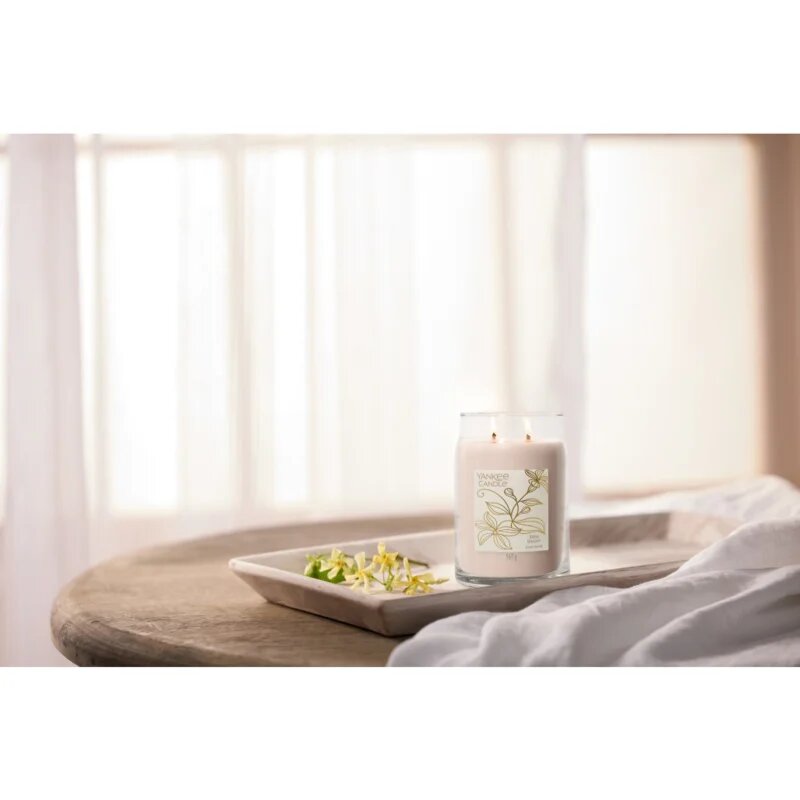 Yankee Candle Little Luxuries Slow Bloom lumânare parfumată 567 g
