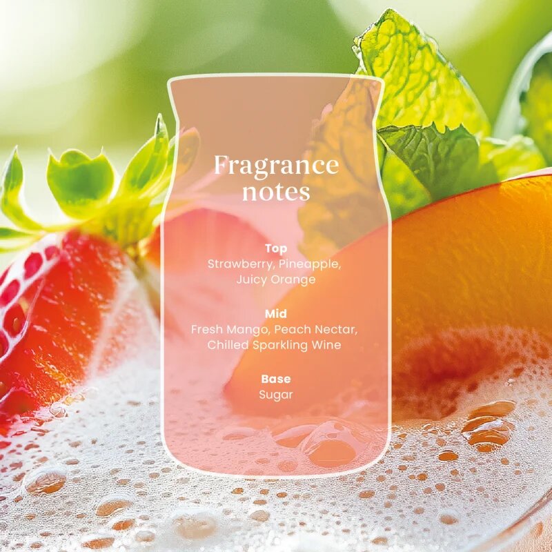 Yankee Candle White Strawberry Bellini lumânare parfumată 567 g