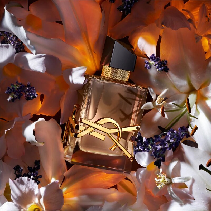 Yves Saint Laurent Libre Flowers & Flames Eau de Parfum pentru femei 50 ml