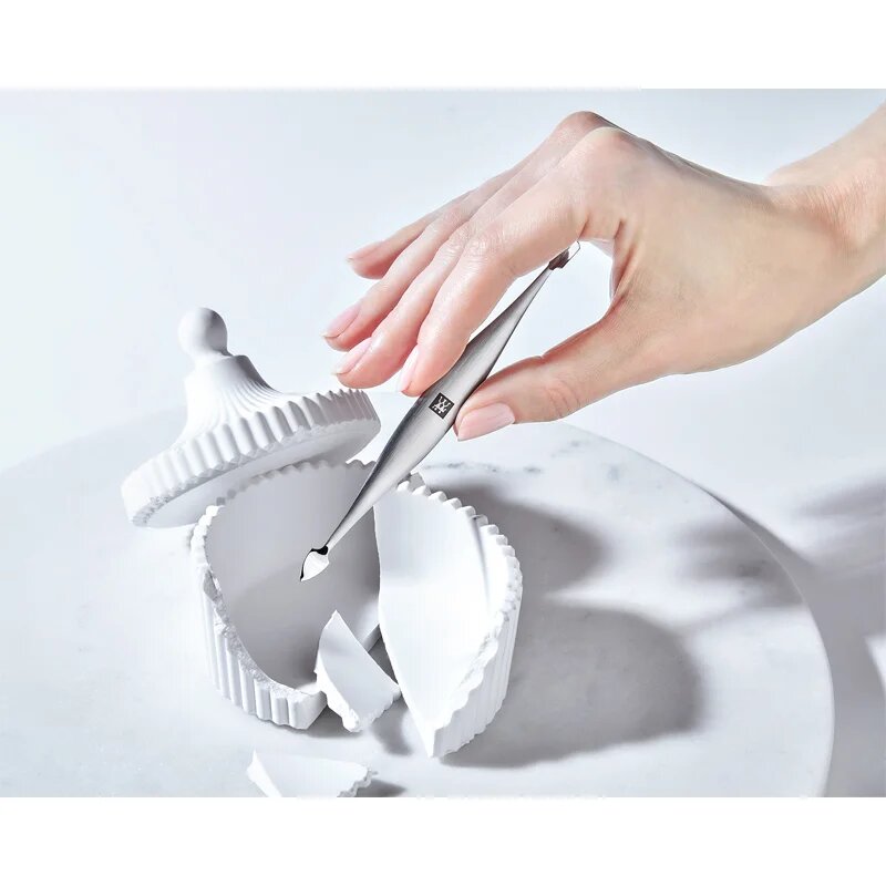 Zwilling Premium Un instrument pentru împingerea și îndepărtarea cuticulă de unghii 2 in 1 125 cm